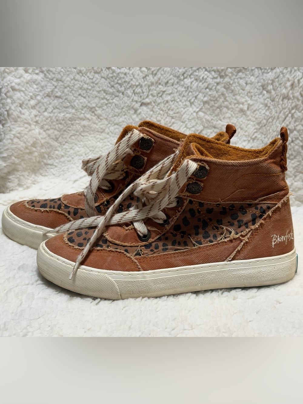 Blowfish Malibu Upland High Top Leopard Print Distressed Canvas Sneakers Sz 6.5